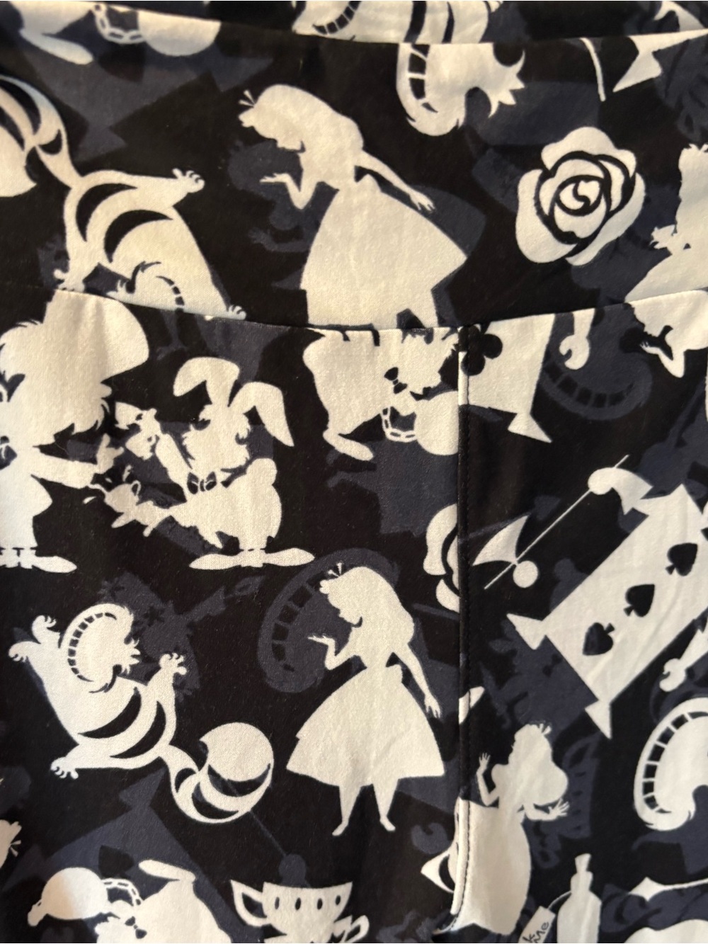 LuLaRoe Disney Fandom Alice Wonderland Black and White Silhouette Leggings